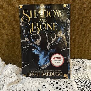 Shadow and Bone Novel GrishaVerse